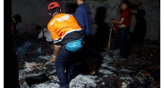 Bantuan Siaga Bencana Kebakaran Madrasah Ibtidaiyah Roudotutta'lim