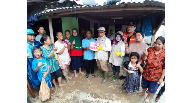 Baznas Jabar Salurkan Bantuan Untuk Korban Terdampak Banjir Bekasi