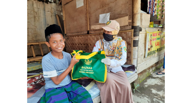 Bantu BAZNAS Jabar Atasi Dampak Kelaparan Akibat Covid-19