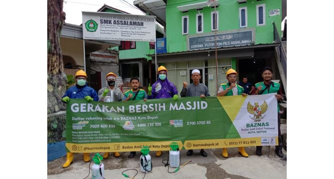 Kolaborasi Pencegahan Covid-19, BAZNAS Jabar & Depok Lakukan Gerakan Bersih Sehat Masjid