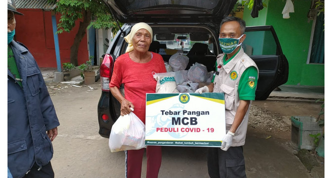 BAZNAS Jabar Salurkan Bantuan untuk Warga Pesisir yang Terdampak Covid-19