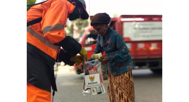 BAZNAS Jabar Bantu Lindungi Mereka yang Tak Bisa #dirumahaja