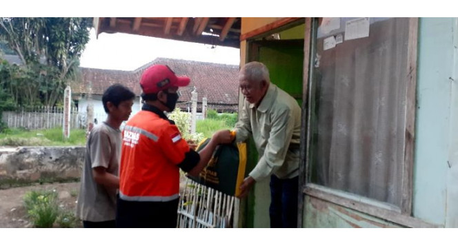 BAZNAS Jabar Salurkan Sebanyak 250 Bantuan di Kabupaten Garut