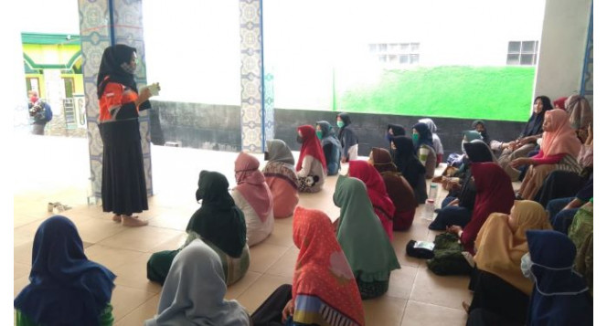 BTB Jabar Bersinergi dengan BTB Kabupaten Garut untuk Mengedukasi Santri