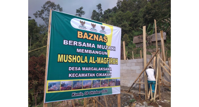 BAZNAS Jabar dan BAZNAS Kabupaten Sukabumi Bangun Kembali Mushola yang Hangus Dilalap Api