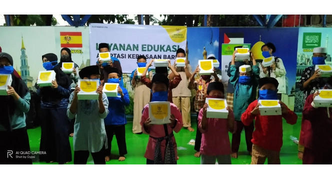 BAZNAS Jabar Berikan Edukasi Covid-19 untuk Puluhan Anak Sekolah di TPST Bantargebang