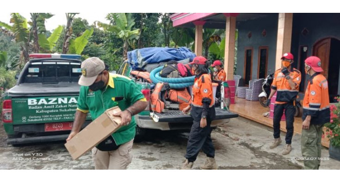 BAZNAS Jabar Salurkan Bantuan Pasca Banjir Bandang Kabupaten Sukabumi