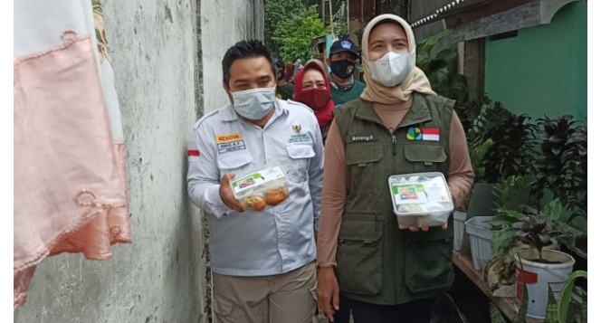 Dukung Program Zero Hungry, BAZNAS Jabar Salurkan 150 Paket Makan