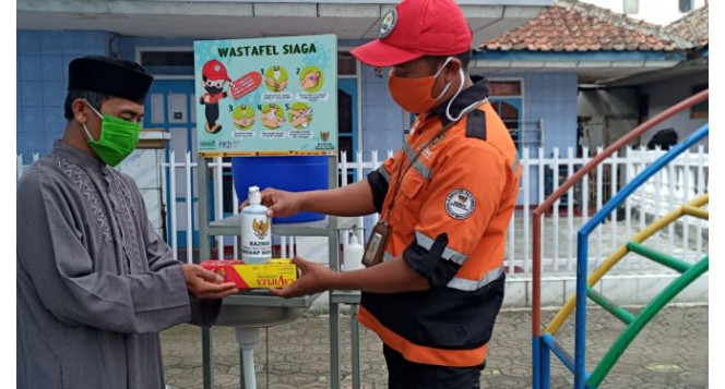 Dukung Pola Hidup Bersih, BAZNAS Jabar Hadirkan Wastafel Sehat Bagi Warga