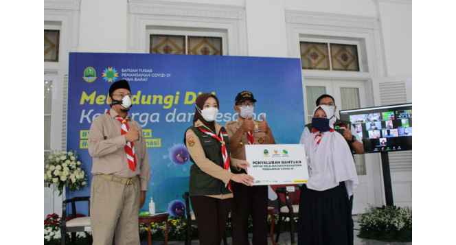 BAZNAS Jabar bersama Jabar Bergerak Salurkan Bantuan Untuk Warga Terdampak Covid