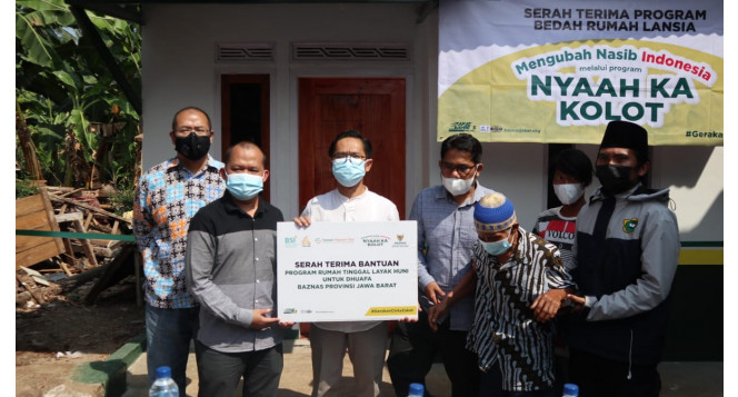 Jelang HUT RI ke 76 tahun, BAZNAS Jabar Bersama Bank Syariah Indonesia Resmikan Program Bedah Rumah Lansia di Pelosok Bandung Barat