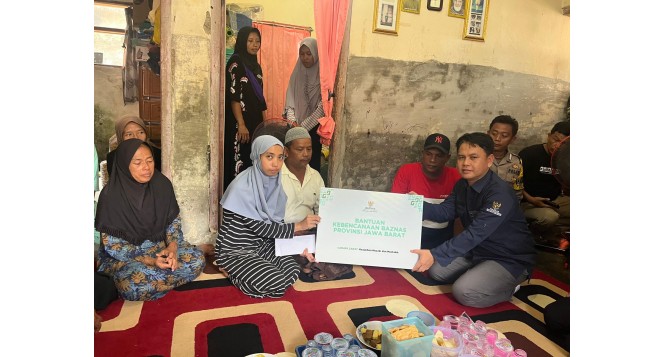 BAZNAS Jabar Salurkan Bantuan untuk Keluarga Korban Longsor Cirebon