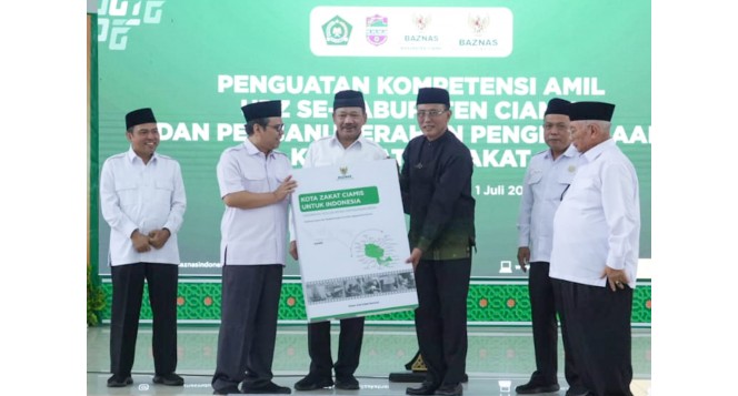 Ciamis Raih Penghargaan Kabupaten Zakat dari BAZNAS