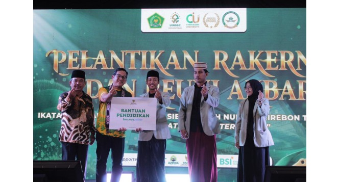 BAZNAS Jabar Salurkan Bantuan UKT bagi Mahasiswa UIN Siber Syekh Nurjati Cirebon pada Rakernas IKA UIN SSC 2026